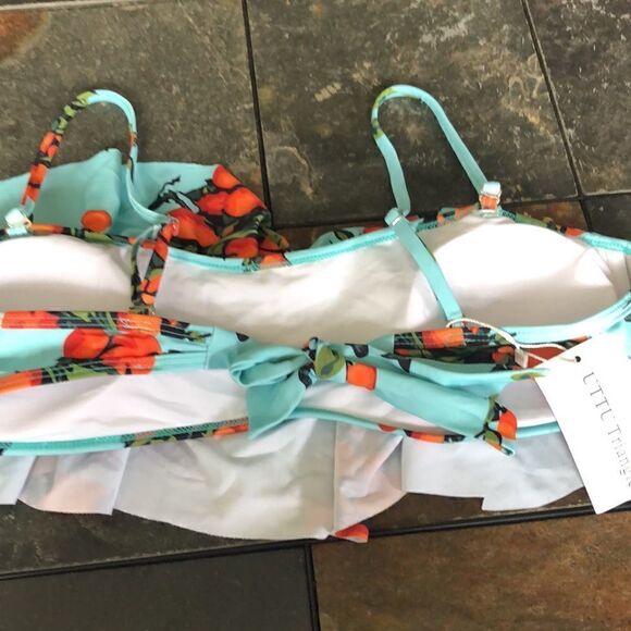 UTTU Triangle Ruffled Swim top size XL - Picture 4 of 7